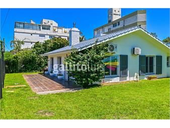 https://www.gallito.com.uy/casa-en-venta-mansa-punta-del-este-3-dormitorios-inmuebles-26682878