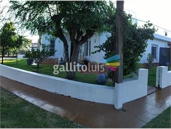 https://www.gallito.com.uy/venta-casa-de-3-dormitorios-en-costa-azul-inmuebles-26165340