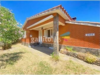 https://www.gallito.com.uy/venta-casa-3-dormitorios-y-galpon-paso-de-la-arena-inmuebles-26702947