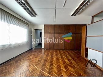 https://www.gallito.com.uy/magnifica-y-muy-amplia-oficina-en-piso-alto-en-el-centro-inmuebles-26494045