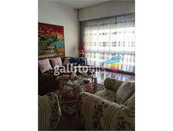 https://www.gallito.com.uy/venta-casa-mas-apto-parque-batlle-inmuebles-26609801