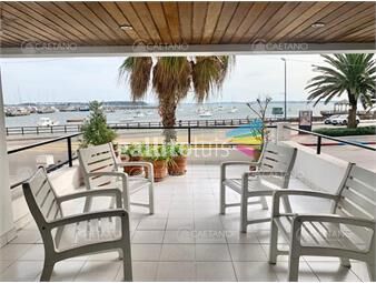 https://www.gallito.com.uy/espectacular-apartamento-frente-al-puerto-con-vista-al-mar-inmuebles-18411302