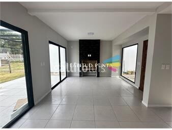 https://www.gallito.com.uy/oportunidad-en-parque-burnett-casa-de-3-dormitorios-y-3-ba-inmuebles-25242304