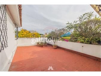 https://www.gallito.com.uy/venta-casa-la-blanqueada-3-dormitorios-parrillero-inmuebles-25288906