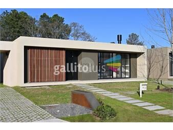 https://www.gallito.com.uy/huertas-de-los-horneros-venta-de-casa-a-estrenar-con-3-do-inmuebles-26749801