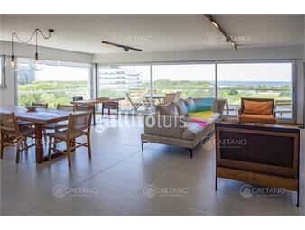 https://www.gallito.com.uy/apartamento-en-punta-del-este-brava-inmuebles-26766441