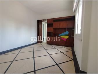 https://www.gallito.com.uy/alquiler-casa-de-altos-parque-batlle-2-dormitorios-inmuebles-26773417