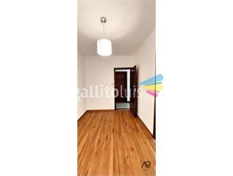 https://www.gallito.com.uy/apartamento-de-epoca-en-venta-2-dormitorios-en-parque-batlle-inmuebles-26772846