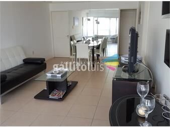 https://www.gallito.com.uy/apartamento-en-venta-de-2-dormitorios-en-bahia-palace-punt-inmuebles-26785820