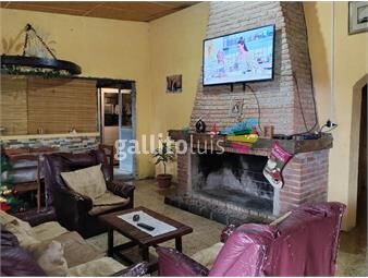 https://www.gallito.com.uy/venta-terreno-y-gran-casa-4-dorm-barros-blancos-inmuebles-26790603