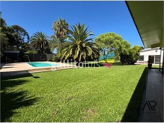 https://www.gallito.com.uy/casa-en-venta-de-3-dormitorios-c-piscina-en-parque-del-inmuebles-26817793