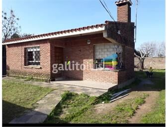 https://www.gallito.com.uy/casa-con-galpon-y-entrada-de-vehiculos-avenida-cibils-inmuebles-26836692