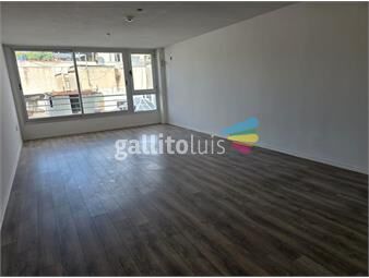 https://www.gallito.com.uy/oficina-con-garaje-en-venta-con-renta-en-tres-cruces-inmuebles-26844761