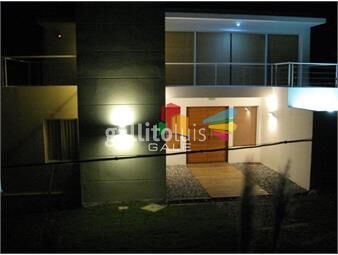 https://www.gallito.com.uy/majestuosa-casa-con-vista-en-punta-ballena-inmuebles-21962577