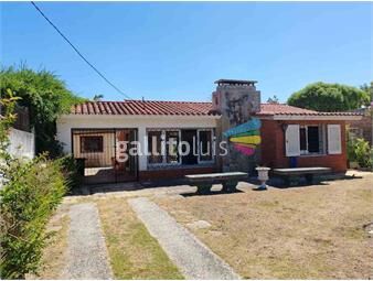 https://www.gallito.com.uy/venta-3-casas-en-lagomar-sur-a-metros-de-la-playa-inmuebles-26863471