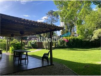 https://www.gallito.com.uy/alquiler-anual-de-casa-de-3-dormitorios-en-barrio-cantegril-inmuebles-24782932