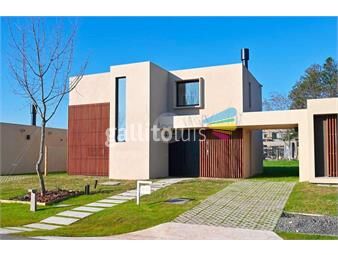 https://www.gallito.com.uy/huertas-de-los-horneros-venta-de-casa-a-estrenar-con-3-do-inmuebles-26749822