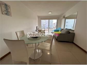 https://www.gallito.com.uy/apartamento-en-venta-en-primera-linea-playa-mansa-parrill-inmuebles-25635828