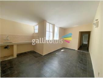 https://www.gallito.com.uy/venta-de-apartamento-en-la-comercial-inmuebles-26797581