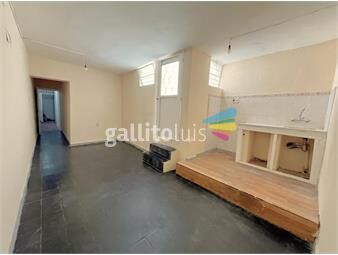 https://www.gallito.com.uy/alquiler-de-apartamento-en-la-comercial-1-dormitorio-y-p-inmuebles-26890423