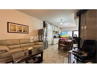 https://www.gallito.com.uy/venta-casa-8-dormitorios-y-5-baños-en-tres-cruces-inmuebles-26906200