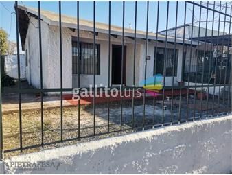 https://www.gallito.com.uy/casa-en-alquiler-2-dorm-1-baã±o-jardã­n-al-frente-coche-inmuebles-26907125