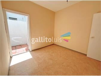 https://www.gallito.com.uy/venta-apartamento-de-2-dormitorios-con-patio-en-la-comercia-inmuebles-26890425