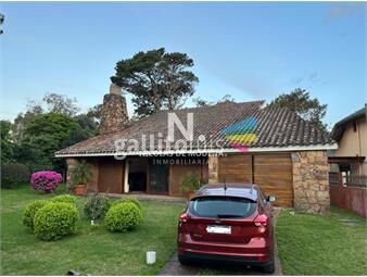 https://www.gallito.com.uy/vende-casa-de-3-dormitorios-en-pinares-punta-del-este-inmuebles-26102787