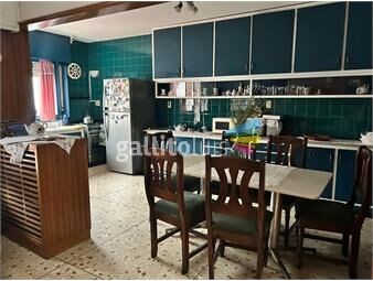 https://www.gallito.com.uy/casa-en-venta-con-apartamento-patio-parrillero-azotea-inmuebles-26923543