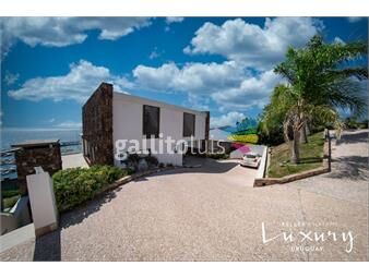 https://www.gallito.com.uy/exclusiva-casa-con-vista-panoramica-a-la-playa-y-al-puerto-inmuebles-26836272