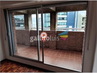 https://www.gallito.com.uy/alquiler-apartamento-duplex-2-dormitorios-frente-al-mar-en-inmuebles-26952451