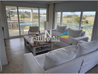 https://www.gallito.com.uy/apartamento-de-3-dormitorios-con-vista-al-mar-en-brava-pu-inmuebles-25042779