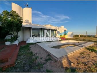 https://www.gallito.com.uy/espectacular-casa-con-linda-vista-al-mar-inmuebles-23378364