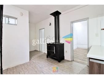 https://www.gallito.com.uy/venta-apartamento-3-dormitorios-y-parrillero-en-la-comerci-inmuebles-26978172