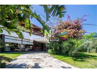 https://www.gallito.com.uy/vende-casa-de-5-dormitorios-mas-dep-de-servicio-en-punta-d-inmuebles-26988773