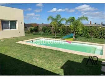 https://www.gallito.com.uy/casa-en-venta-de-3-dormitorios-c-cochera-en-colinas-de-inmuebles-26848308