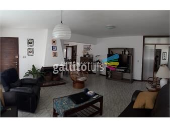 https://www.gallito.com.uy/casa-en-venta-de-3-dormitorios-en-playa-mansa-punta-del-es-inmuebles-25944320