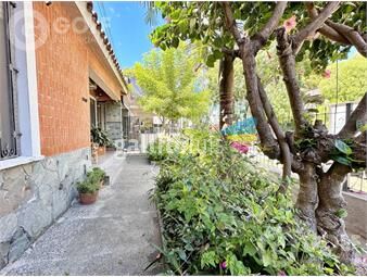 https://www.gallito.com.uy/venta-de-casa-en-buceo-con-garage-inmuebles-26995084