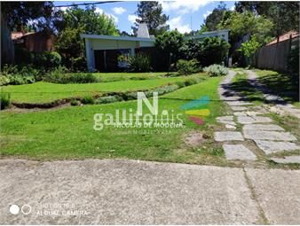 https://www.gallito.com.uy/amplia-casa-sobre-parada-36-de-camino-a-la-laguna-inmuebles-24987375