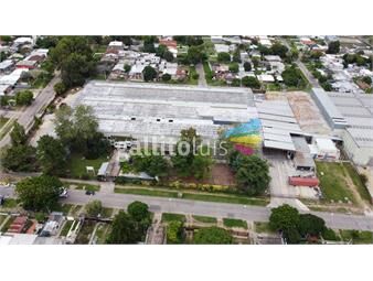 https://www.gallito.com.uy/venta-de-local-industrial-con-oficinas-inmuebles-25795216