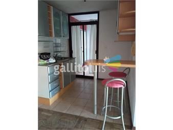 https://www.gallito.com.uy/apartamento-en-venta-2-dormitorios-1-baño-y-balcon-tres-inmuebles-26665687