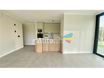 https://www.gallito.com.uy/alquiler-apartamento-2-dormitorios-frente-al-mar-en-playa-m-inmuebles-27026535