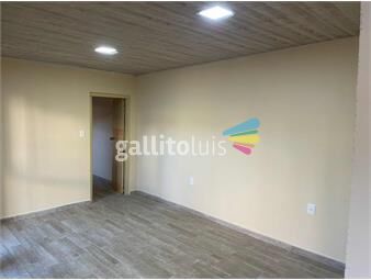 https://www.gallito.com.uy/apto-al-fondo-un-dormitorio-living-cocina-baño-patio-inmuebles-27032327