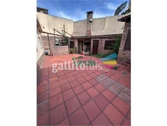 https://www.gallito.com.uy/venta-de-casa-con-renta-en-la-blanqueada-3-dorm-2-baã±os-inmuebles-25377316