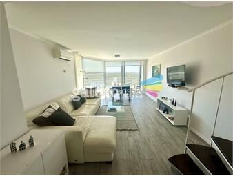 https://www.gallito.com.uy/pent-house-duplex-en-torre-de-categoria-con-hermosas-vistas-inmuebles-27050507