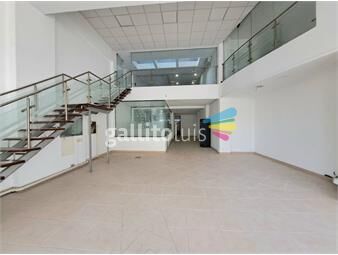 https://www.gallito.com.uy/venta-local-comercial-467-m2-con-renta-tres-cruces-inmuebles-26556619