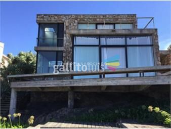 https://www.gallito.com.uy/moderna-casa-en-venta-frente-al-mar-en-manantiales-punta-d-inmuebles-19576541