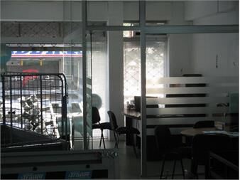 https://www.gallito.com.uy/buen-local-esquina-en-pleno-cordon-crenta-de-s-60000-inmuebles-19696384