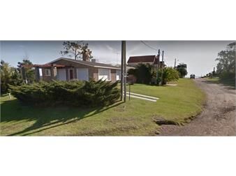 https://www.gallito.com.uy/a-50-metros-de-la-playa-no-hay-que-cruzar-la-carretera-inmuebles-22447199