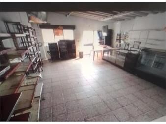 https://www.gallito.com.uy/venta-casa-3-dormitorios-con-local-zona-con-mucho-trafico-inmuebles-23652466